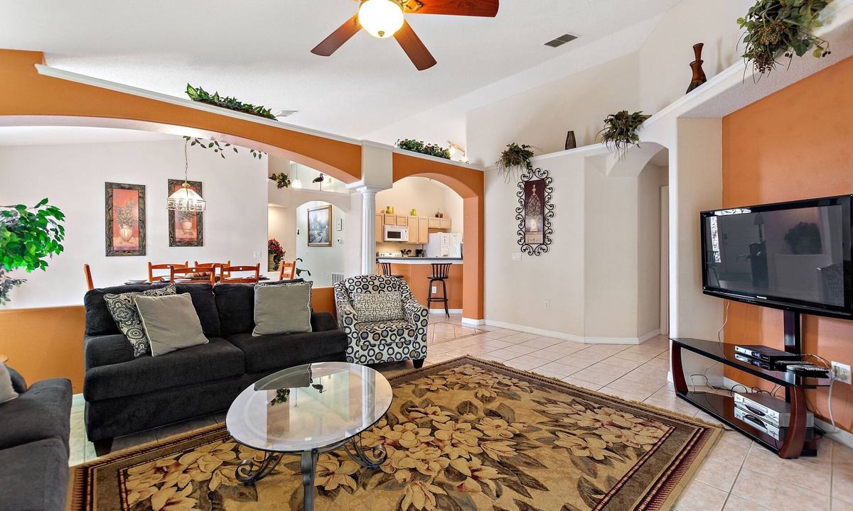 Eagle Pointe South Villa | Soaring Eagle At Eagle Point By Shine Villas #102 4 Bedroom Home