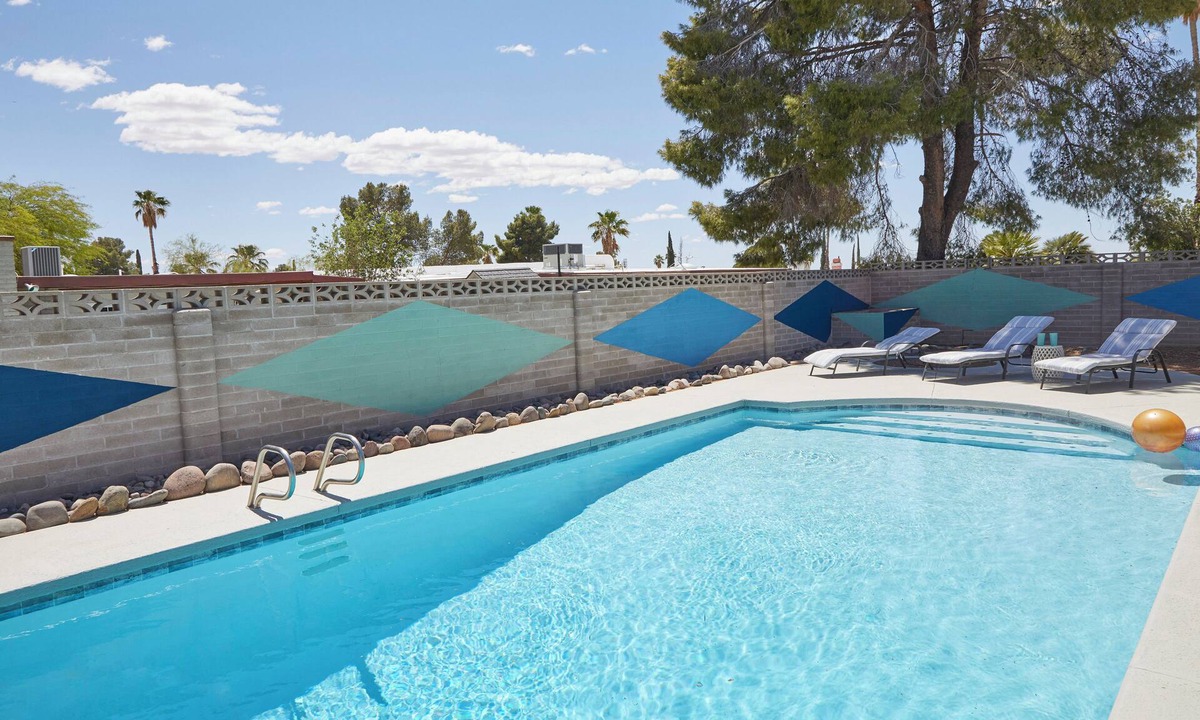 Harrison East South House | Sonoran Sunset! Rolling Hills paradise with pool!