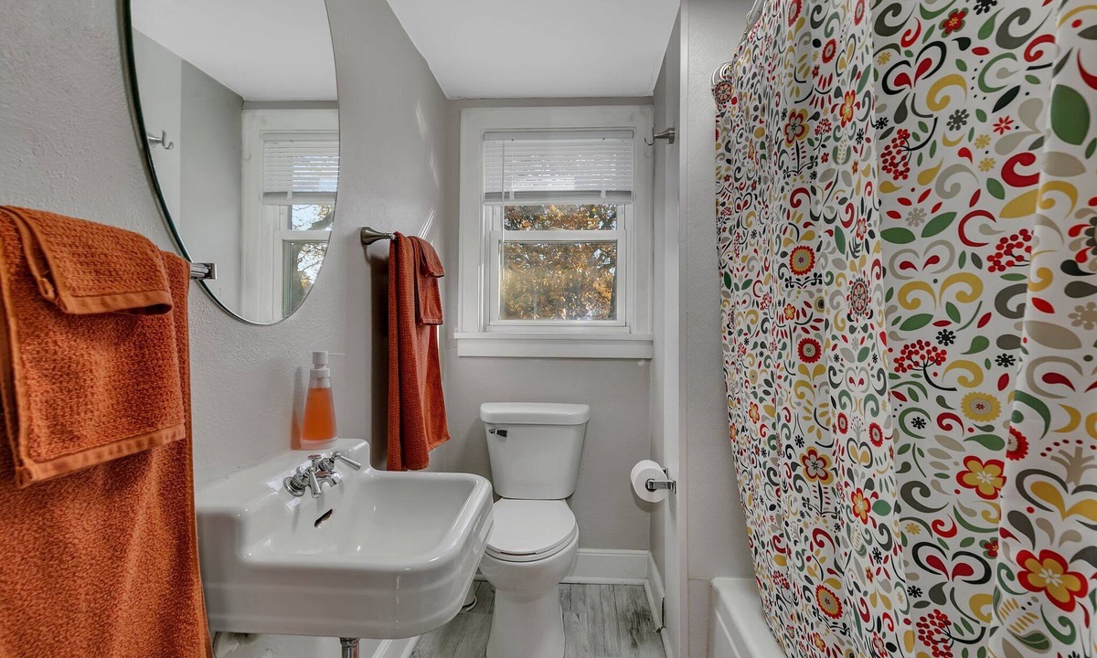 St. Cloud Apartment | Spacious 3-bedroom with WiFi and AC in fabulous St. Cloud
