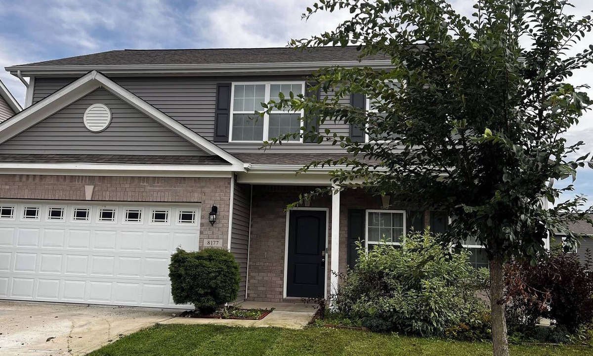 Plainfield House | Spacious 4-bedroom house in charming Plainfield with AC