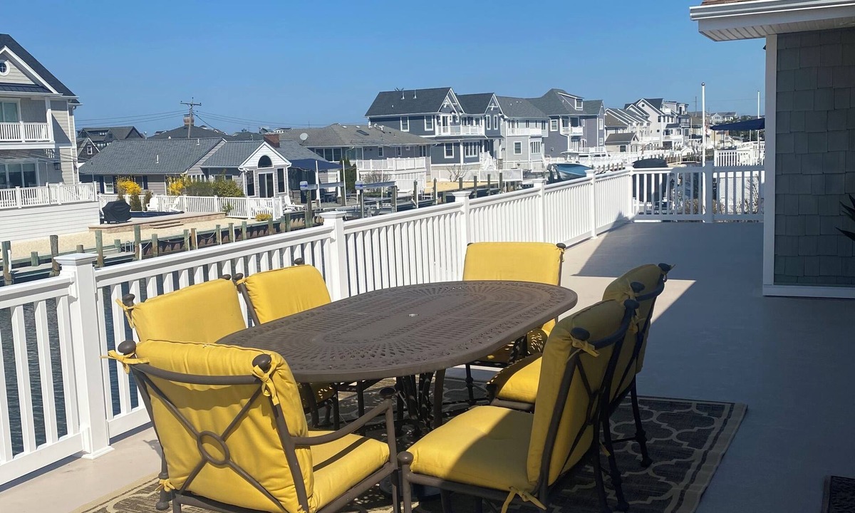 Mantoloking House | Still Available Labor Day & Sept. & As A Winter Rental. Private Beach Access!