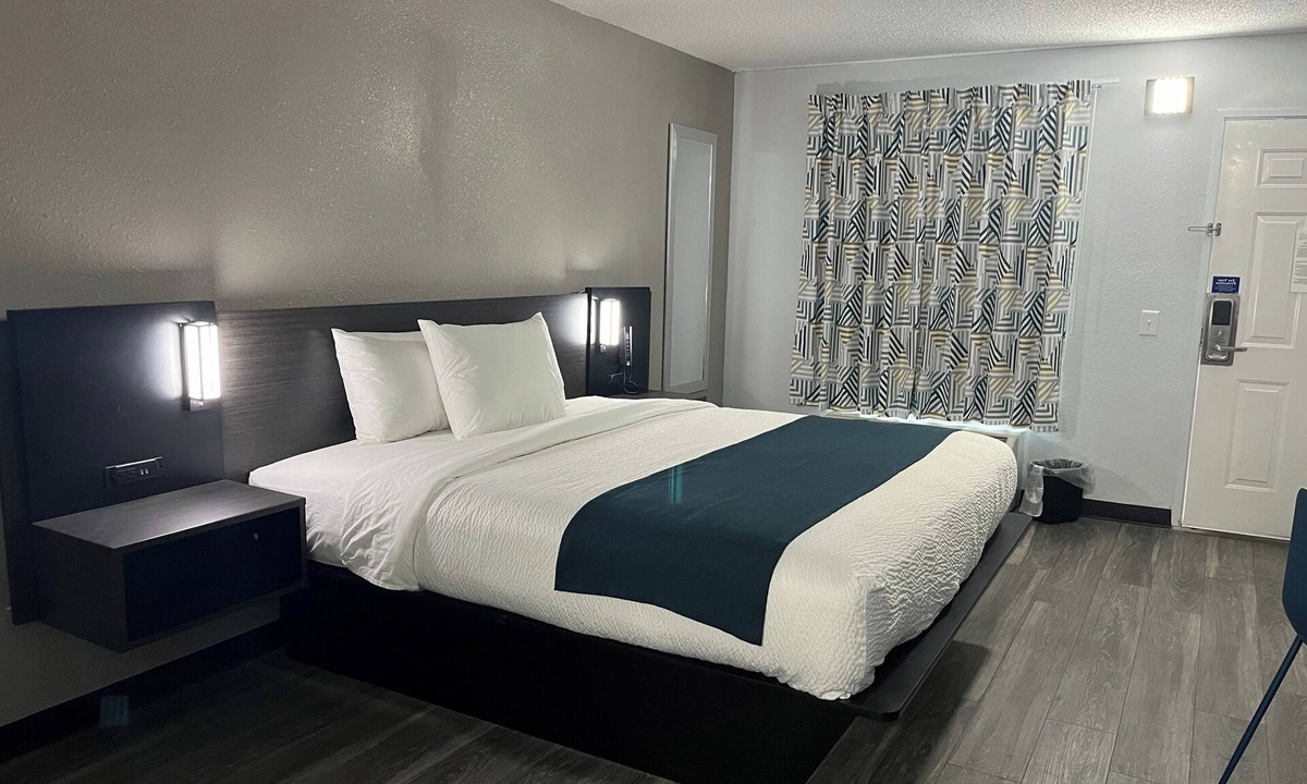 West Columbia Hotel | Studio 6 West Columbia, SC - Airport