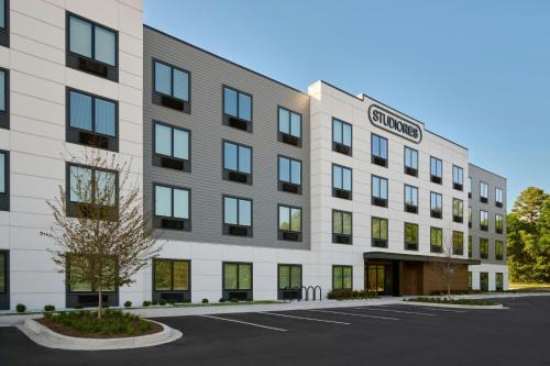 Harbison Hotel | StudioRes by Marriott Columbia Harbison