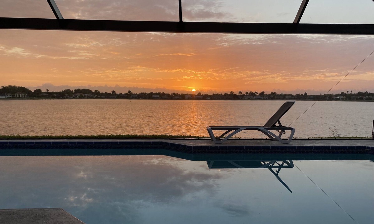 North Naples House | Stunning Waterfront Retreat with Private Pool and beautiful entertaining space.
