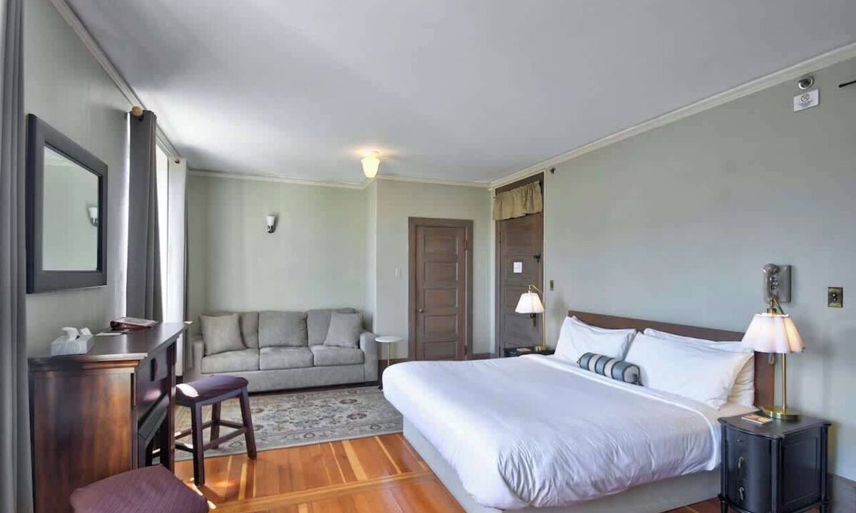 Centralia Apartment | The Peak at Centralia Square | Historic Suite 206