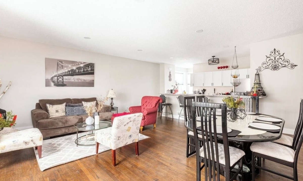 Whittier Condo | Upper Unit Home Away from Home in Beautiful Condo