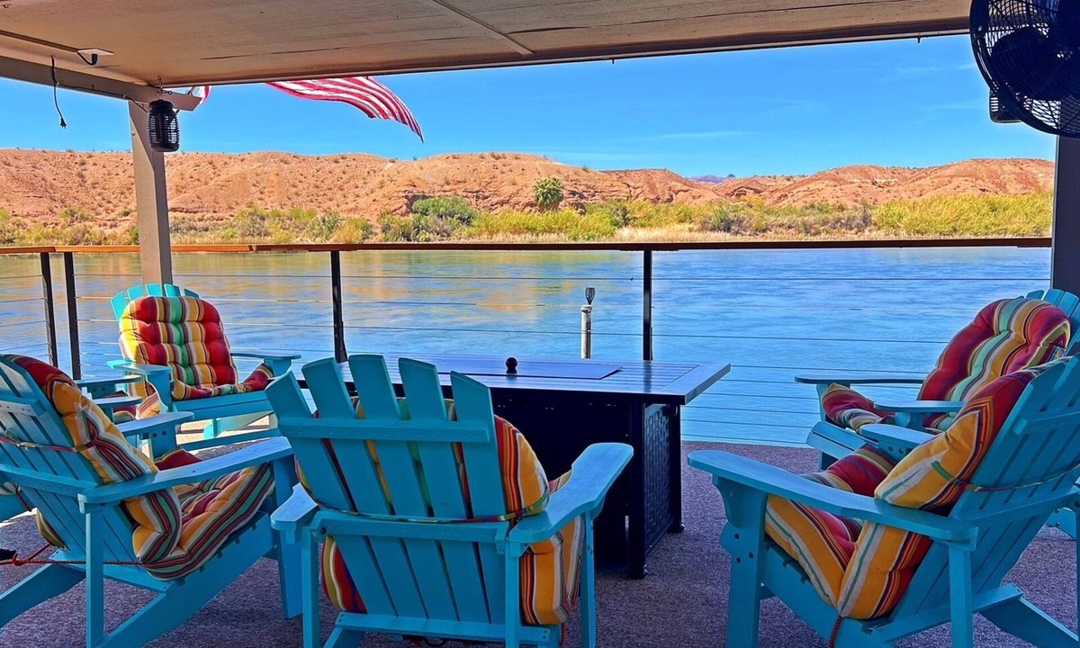 Bluewater House | Waterfront Home with View and Private Dock - Perfect for Snowbirds