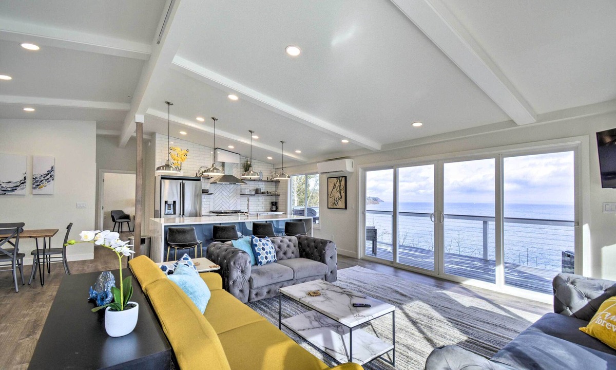 Kingston Cottage | Waterfront Kingston Getaway on Puget Sound!