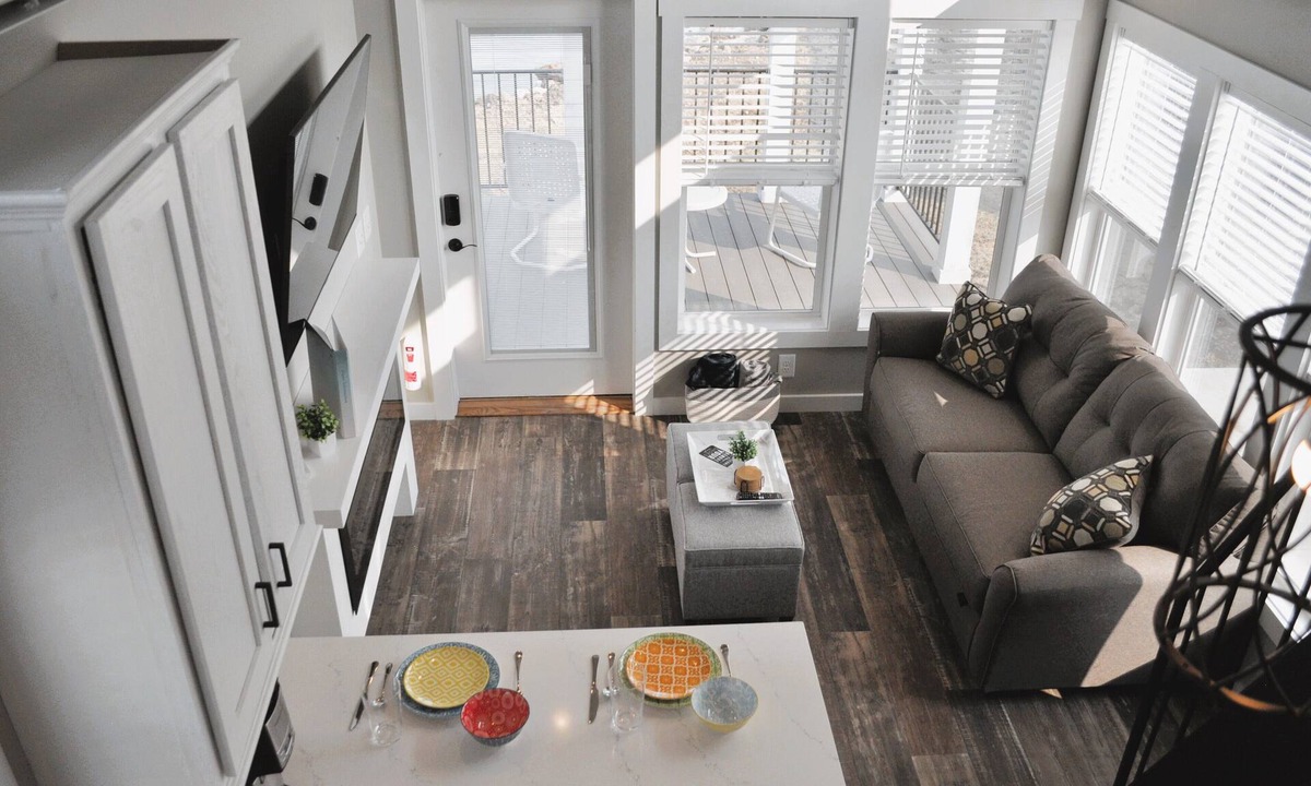 Sandusky Cottage | Waterfront Tiny House #5 Bayfront Resort Sandusky
