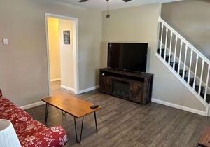 Carter #1 Two bedroom unit near Xavier Downtown