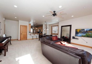 Crimson Cliffs Unit 55