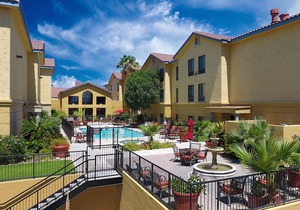 Hampton Inn & Suites Tucson Mall