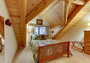Log Cabin Riverfront Getaway in Three Rivers