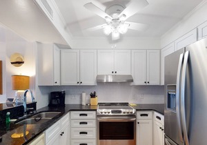 Second-Floor, Oceanfront Condo with Balcony, WiFi, Laundry & Shared Pool in Atlantic Beach