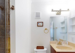 Second-Floor, Oceanfront Condo with Balcony, WiFi, Laundry & Shared Pool in Atlantic Beach