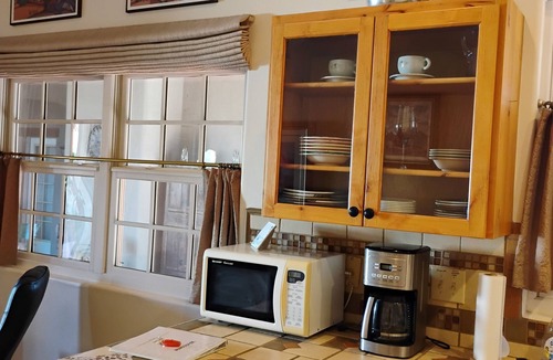 Richland Heights East House | 1/2 mile from large bike/walk path and 3 miles from the U of A