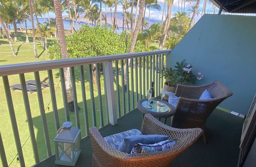 Kihei Apartment | 1BR/1BA BEACHFRONT PRIVATE GREAT LOCATION GREAT REVIEWS!
