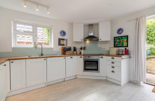 Westleton Cottage | 2 Bed in Westleton (oc-ssc)