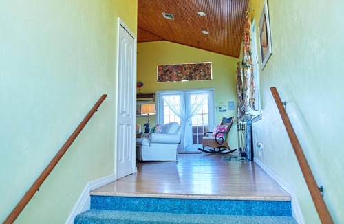 Placida House | 2 Complete Levels with Private Entrances