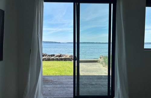 Fox Island House | 2 master suite house in tranquil Fox Island with direct beach access