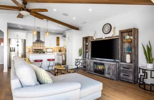 Ventura House | 20% Off June Pacific Combo Ocean View Walk 2 DT