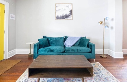 Glen Echo House | 2394 Indiana (SIDE) · Perfect For Groups & Families-5 Bedroom Cozy Home