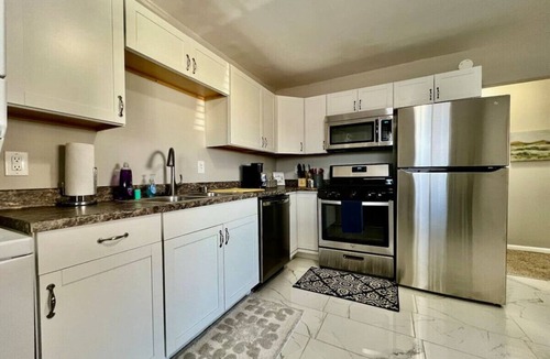 New Miami Apartment | 285 Whitaker unit A · Welcoming Two Bedroom Apartment on Whitaker