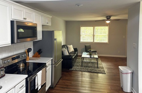 Crabtree House | 2BR in Desirable North Hills Neighborhood