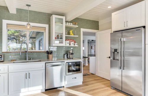 Warrenton Cottage | 3-acre Oceanfront Home: Game Room & Fire Pit!