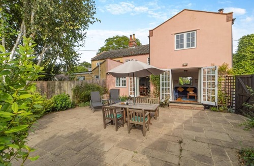 Westleton Cottage | 3 Bed in Westleton, Saxmundham (oc-est)