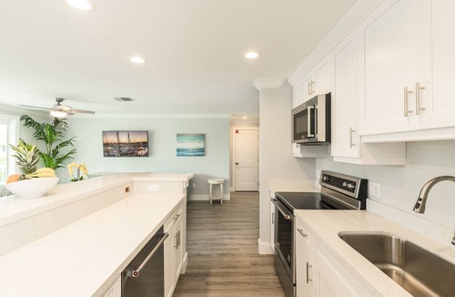 Meadows Condo | 4-Bed, 4.5 Bath Condo & Bayfront Suites-non waterfront CLEANING FEE INCLUDED