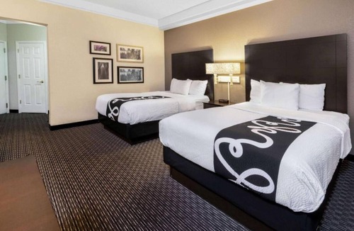 Superstition Springs House | 4 Pet-Friendly Units! Free Breakfast, Onsite Pool, Free Parking