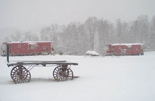 Fancy Gap Cabin | #407 - Authentic Railroad Cabooses And Depot Just Off The Blue Ridge Parkway