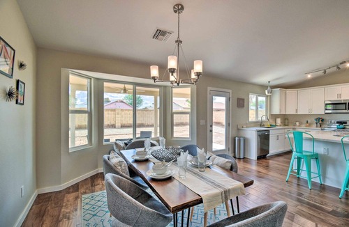 Deer Valley House | 5 Mi to Spring Training! Family Haven in Glendale