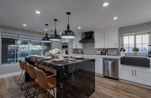 Phoenix House | 7BR/4BATH Escape w/HEATED Pool, Billiards, Arcade Room, Hot Tub & Mini Golf