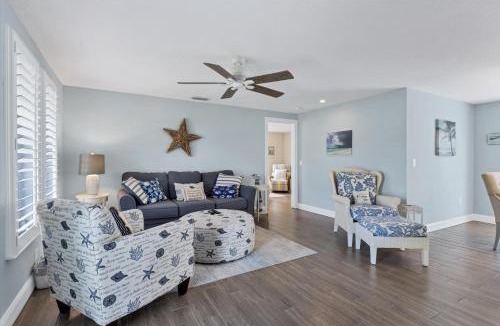 Grove City House | 9170 Pine Cove