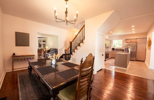 Xenia House | A historic 2 acre property just minutes from town