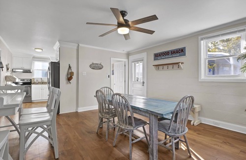 Holly Ridge Cottage | A Turtle's View-Waterfront-Dock-Fenced Yard-Dog Friendly