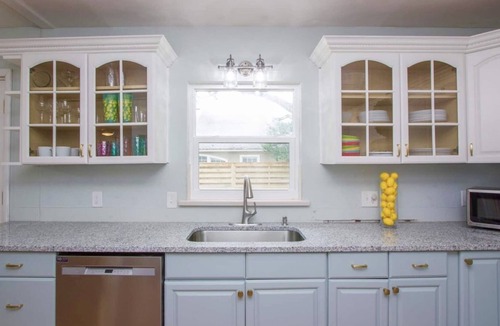 Vilano Beach Cottage | Adorable Beach Haus, walk to the beach and intercoastal.