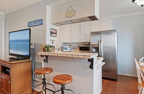 Carpinteria Condo | Affordable! Carpinteria Shores Beachfront Condo.