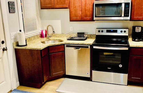 Latonia House | All essentials Amazing 3 bedroom 5 beds 1.5 baths with parking in Covington KY