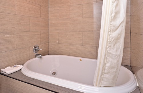Winona Hotel | Americas Best Value Inn Winona