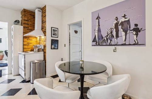 Ashtabula House | Ashtabula Cottage- Minutes from Covered Bridges & Wineries