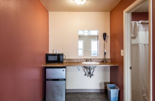 West Eugene Hotel | Autzen Inn