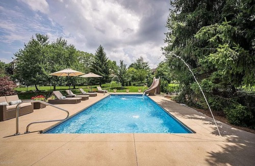 Prospect House | Backyard oasis with 5 beds/5 full en suite baths and dream kitchen