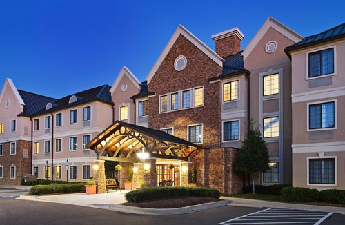 Ballantyne Apartment | Ballantyne Suite | Free Breakfast, Shuttle, & Pool