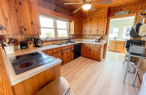 Topsail Beach House | Barnacle: Pet-Friendly Ocean Escape