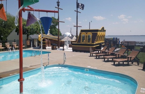 Marblehead Cottage | Beach Front 2BR Cottage #1 on Sandusky Bay — Steps from Private Beach