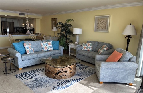 Punta Rassa Condo | Beachfront 10th Floor Resort Condo - Breathtaking views 2b/2b with 2 king beds