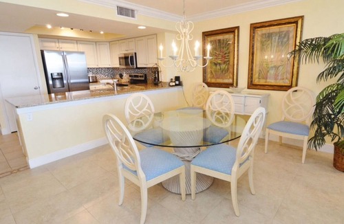 Punta Rassa Condo | Beachfront 10th Floor Resort Condo - Breathtaking views 2b/2b with 2 king beds
